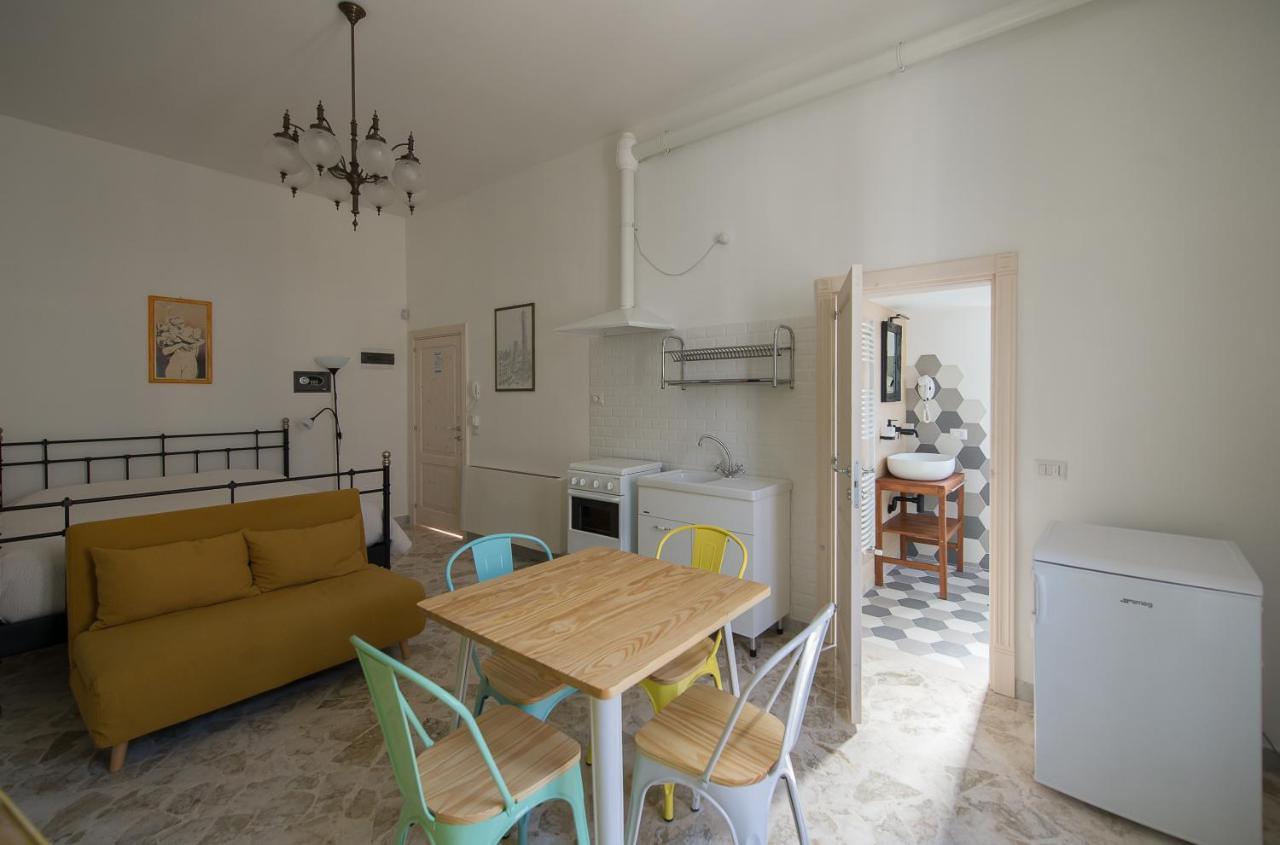 Ai Cappuccini Guest House 诺伊卡塔罗 外观 照片