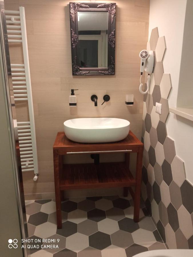 Ai Cappuccini Guest House 诺伊卡塔罗 外观 照片