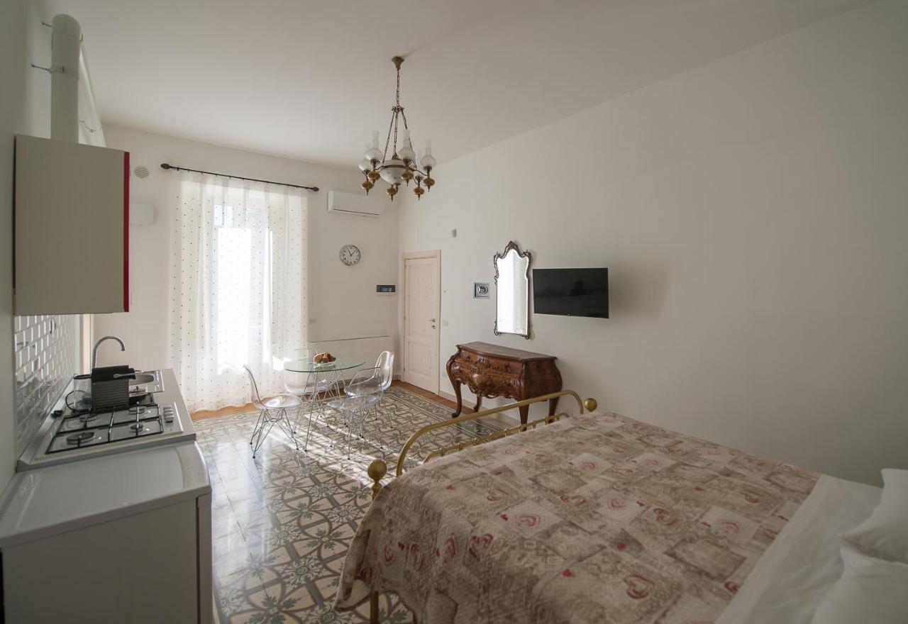 Ai Cappuccini Guest House 诺伊卡塔罗 外观 照片