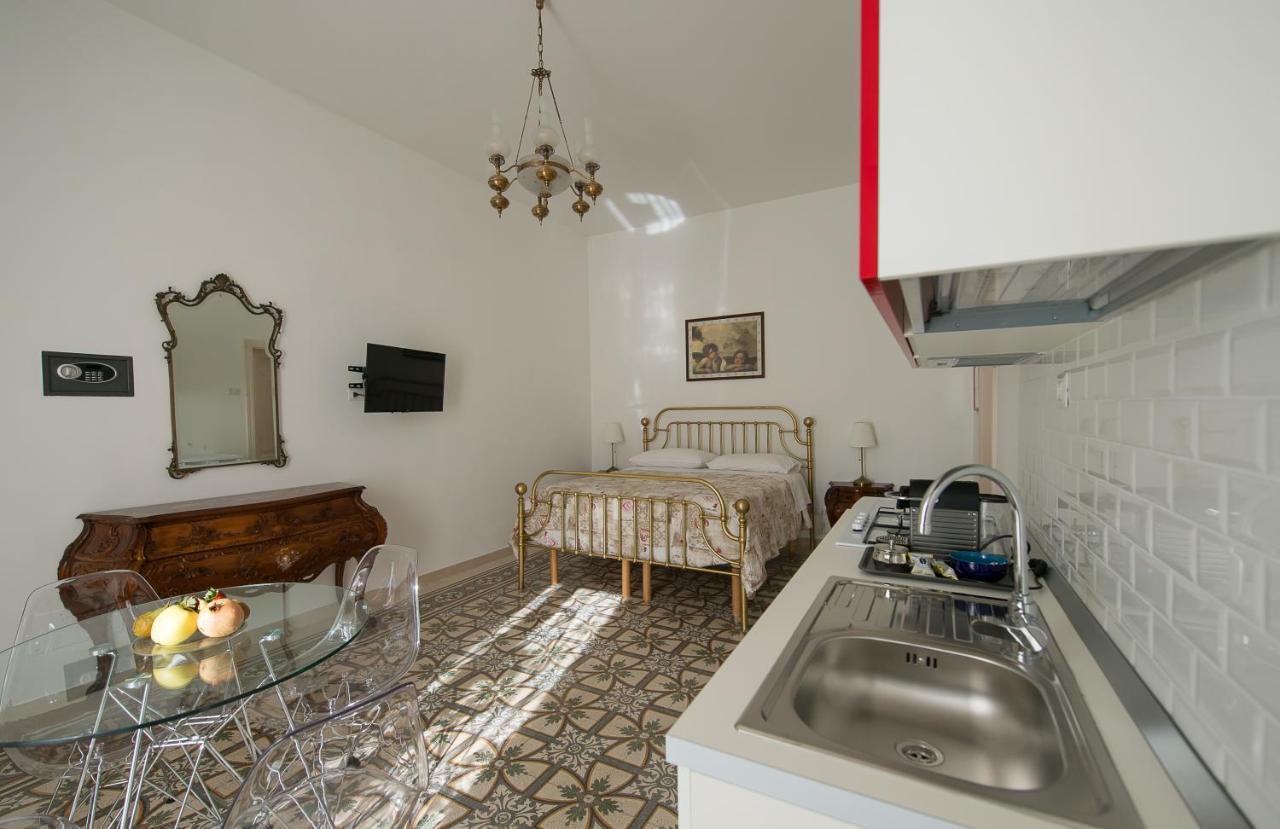 Ai Cappuccini Guest House 诺伊卡塔罗 外观 照片
