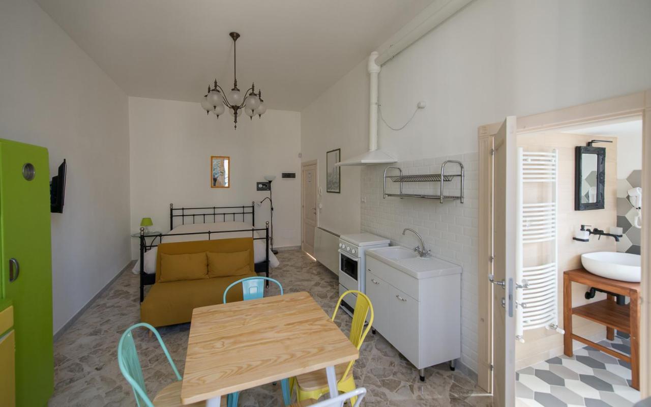 Ai Cappuccini Guest House 诺伊卡塔罗 外观 照片