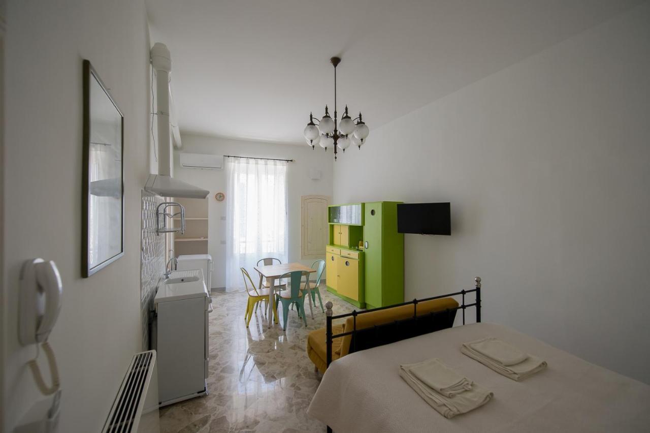 Ai Cappuccini Guest House 诺伊卡塔罗 外观 照片